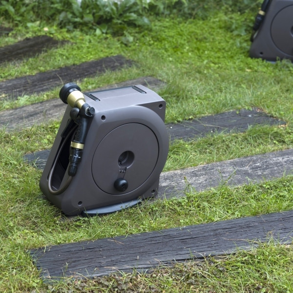 【ロイヤルガーデナーズクラブ】ガーデンリールⅡ30m ブラウン コンパクトガーデンリールⅡ30m ブラウン ブラウンホース｜ロイヤル